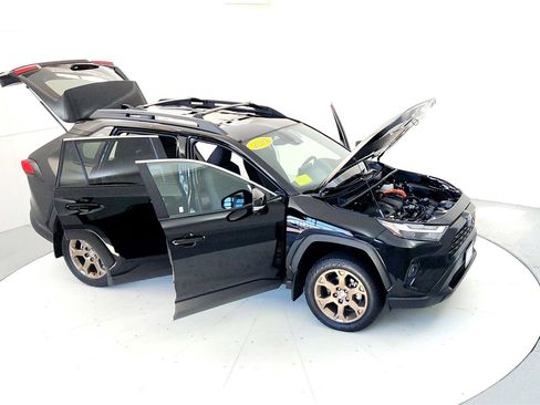 Certified 2024 Toyota RAV4 AWD Hybrid image 24