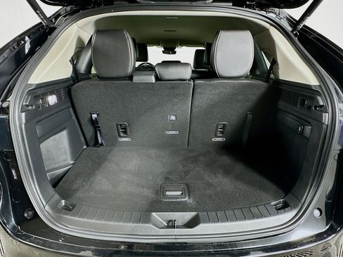 Used 2024 MAZDA CX-90 3.3 Turbo w/ Select Package image 29