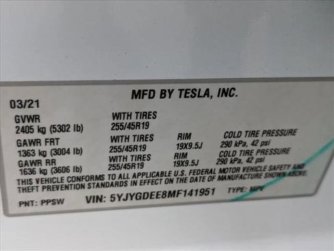 Used 2021 Tesla Model Y Long Range image 16