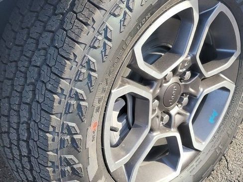 Used 2022 Jeep Grand Cherokee Trailhawk image 14