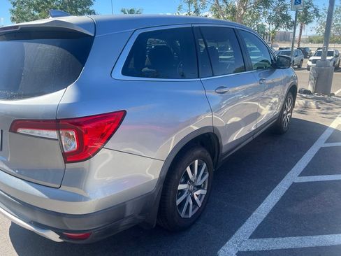 Used 2019 Honda Pilot EX image 9