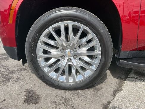 Used 2025 Chevrolet Tahoe Premier w/ Sun And Tow Package image 10