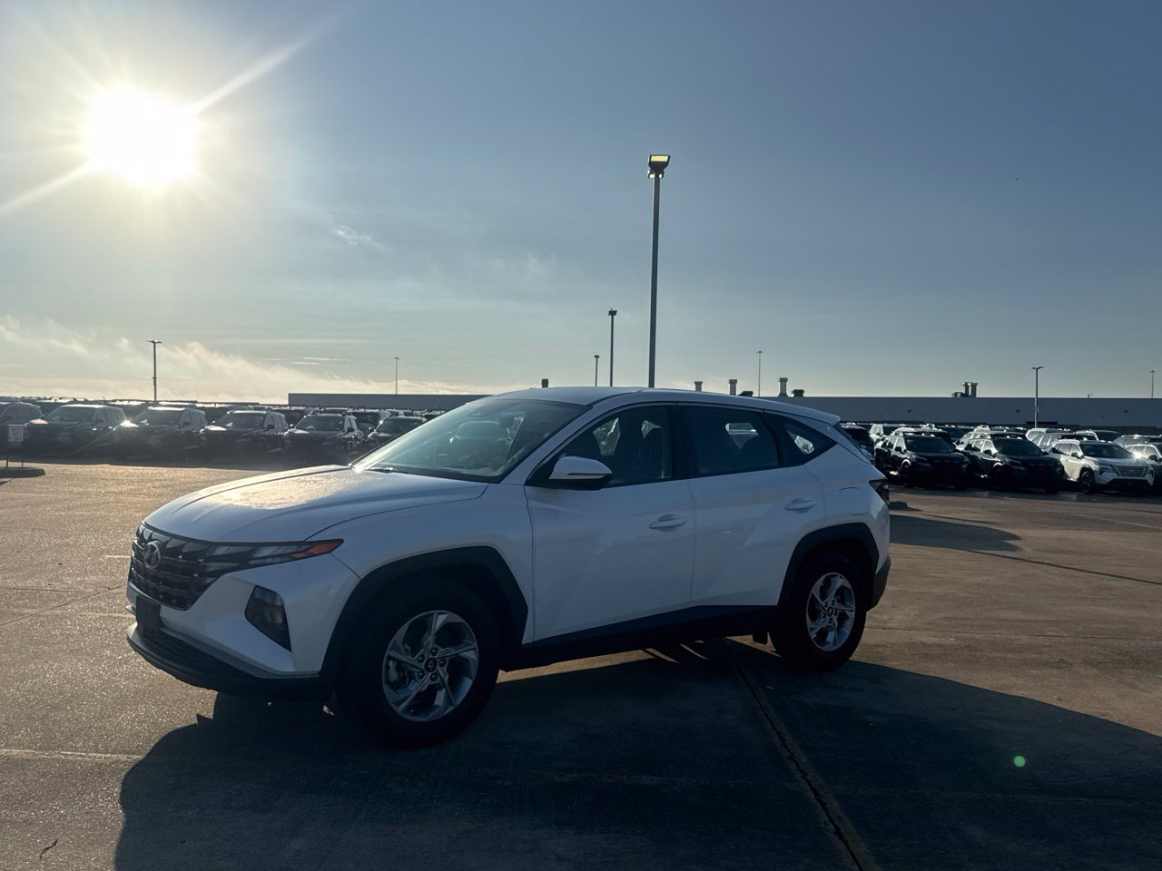 Used 2022 Hyundai Tucson SE w/ Cargo Package FWD image 16
