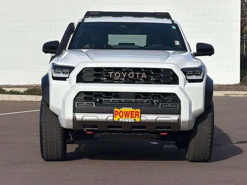 Used 2025 Toyota 4Runner Trailhunter image 9