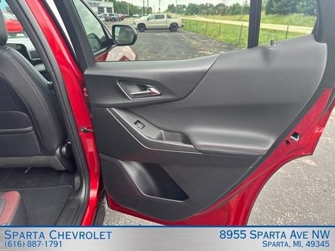 Used 2026 Chevrolet Equinox RS AWD/4WD image 30
