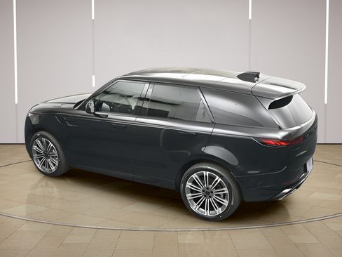 New 2026 Land Rover Range Rover Sport Dynamic SE AWD/4WD image 32