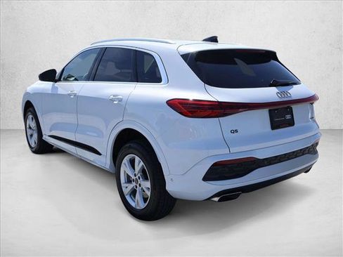 Used 2025 Audi Q5 Premium w/ Convenience Package AWD/4WD image 9