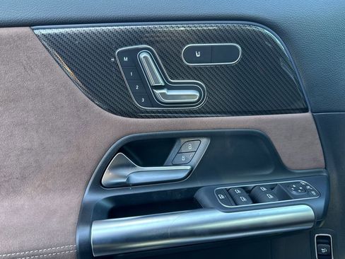 New 2026 Mercedes-Benz GLA 35 AMG 4MATIC image 12