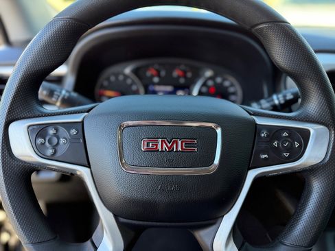 Used 2022 GMC Acadia SLE w/ Elevation Edition image 39