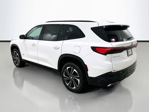New 2026 Buick Enclave Sport Touring FWD image 5