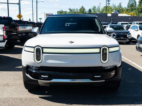 Used 2024 Rivian R1S Adventure AWD/4WD image 2