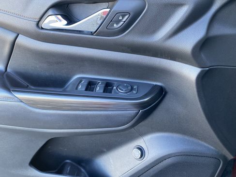 Used 2019 GMC Acadia SLT image 22