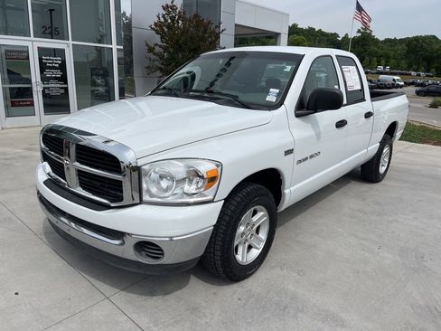Used 2007 Dodge Ram 1500 Truck SLT RWD image 1
