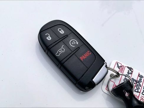 Used 2018 Dodge Durango GT w/ Premium Group AWD/4WD image 11