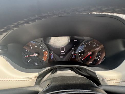 Certified 2025 Jeep Compass Limited AWD/4WD image 19