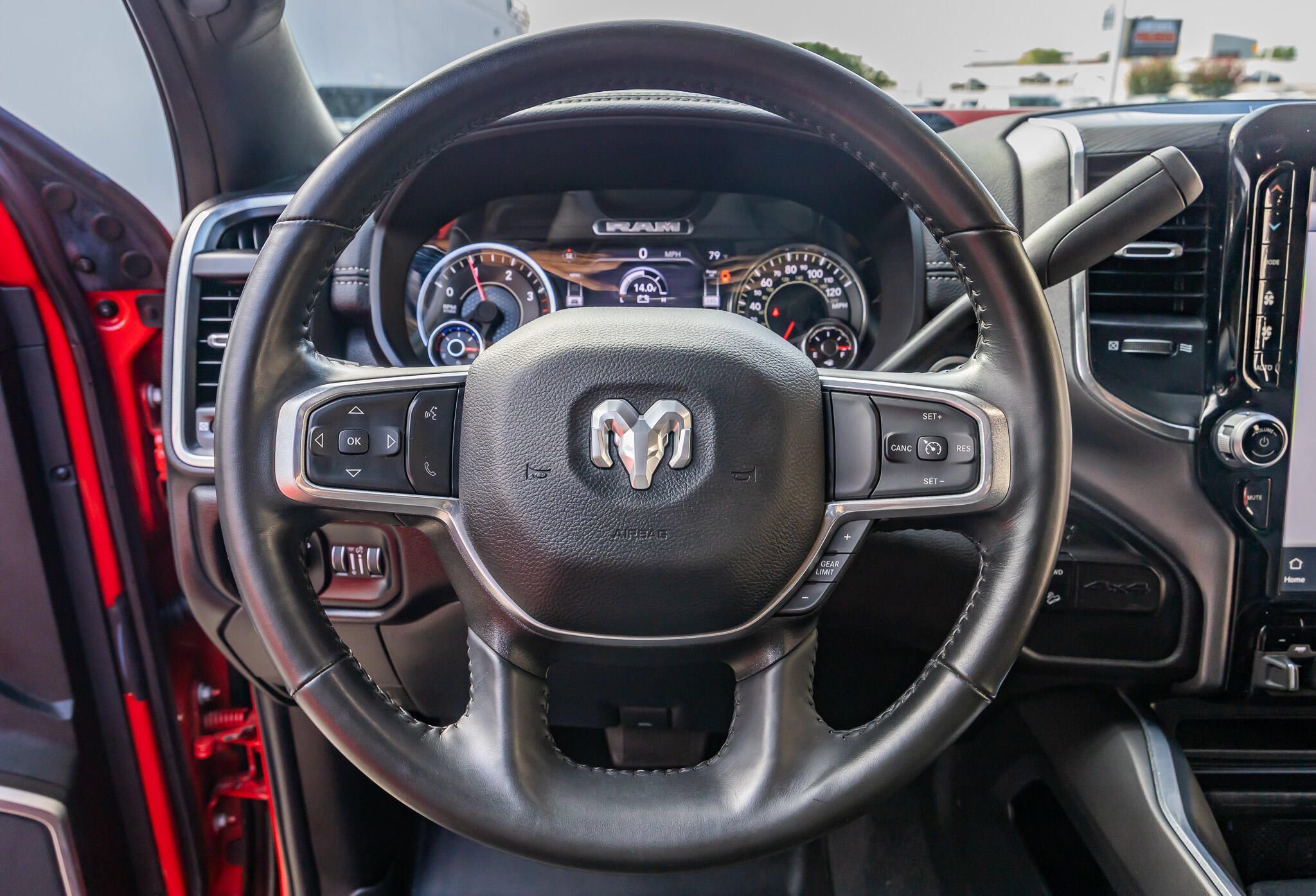 Used 2023 RAM 2500 Laramie AWD/4WD image 19