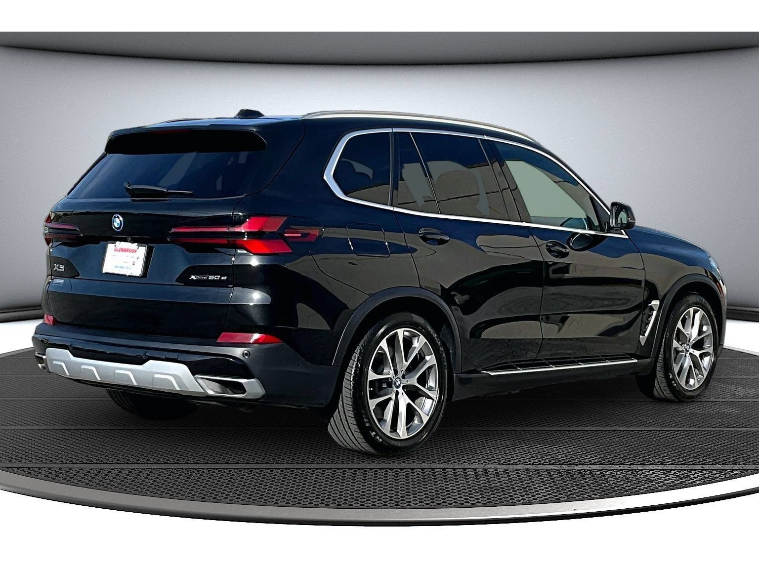 Used 2025 BMW X5 xDrive50e AWD/4WD image 18