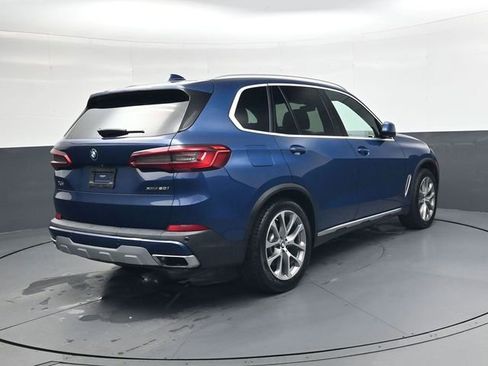 Used 2019 BMW X5 xDrive50i w/ Premium Package 2 image 4
