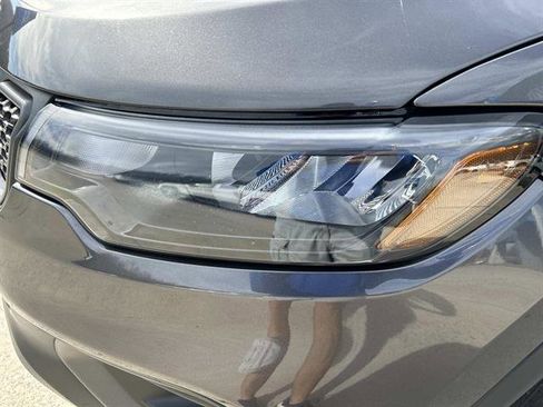 Used 2023 Jeep Compass Trailhawk image 10