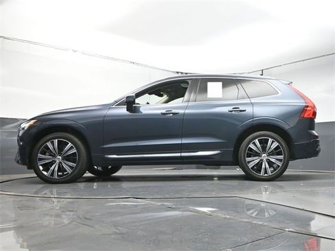Certified 2022 Volvo XC60 B6 Inscription w/ Advanced Package image 37