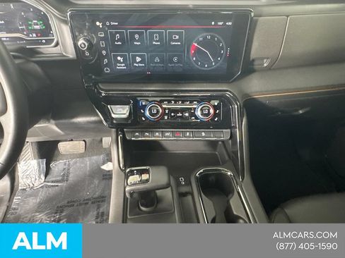 Used 2024 GMC Sierra 1500 AT4 w/ Technology Package AWD/4WD image 31