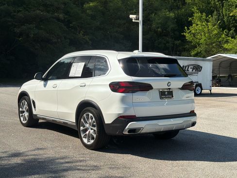 Used 2026 BMW X5 sDrive40i RWD image 3