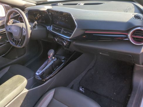 Certified 2024 Chevrolet Trax RS w/ Driver Confidence Package image 29