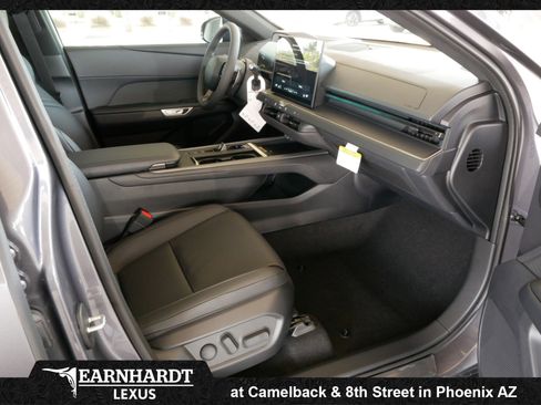 New 2026 Lexus ES 500e AWD/4WD image 12