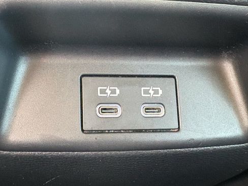 Used 2023 Toyota Corolla LE w/ Carpet Mat Package (TMS) FWD image 25