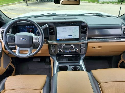 Certified 2024 Ford F250 Lariat AWD/4WD image 18