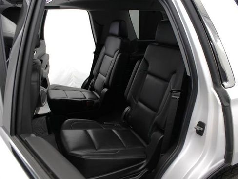 Used 2019 Chevrolet Tahoe Premier AWD/4WD image 27
