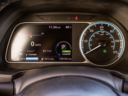 Used 2023 Nissan Leaf SV Plus image 16