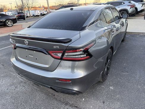 Used 2021 Nissan Maxima SR w/ Sport Mat Group image 6