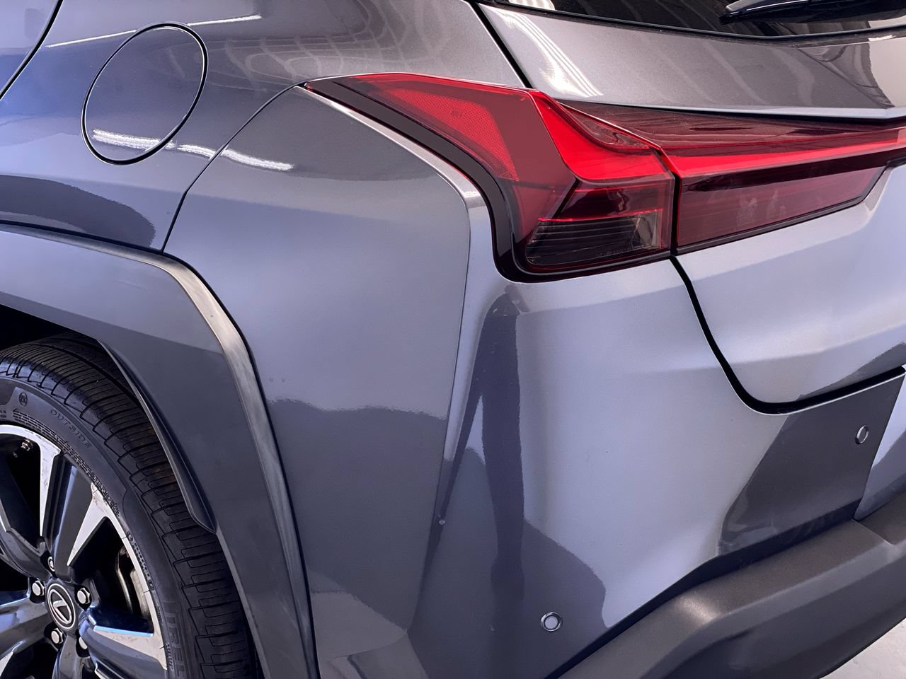 Used 2023 Lexus UX 250h FWD w/ Accessory Package (Z1) image 9