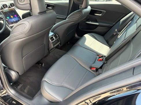 Used 2025 Mercedes-Benz C 300 Sedan image 26