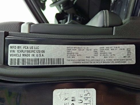 Certified 2024 Jeep Grand Cherokee Limited 4xe AWD/4WD image 32