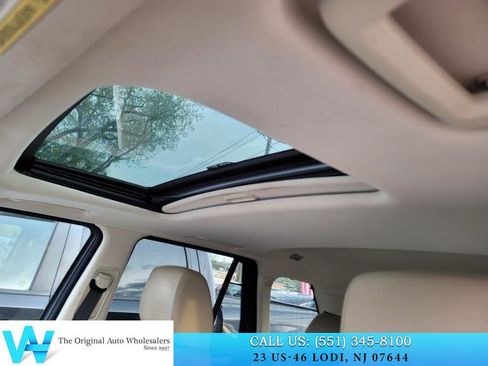 Used 2012 Land Rover Range Rover Sport HSE image 11