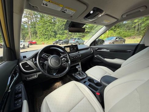 Used 2021 Kia Seltos SX AWD/4WD image 6