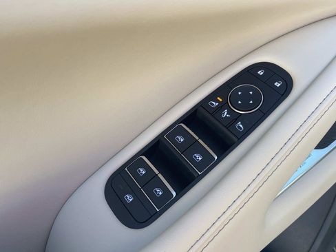 Certified 2025 INFINITI QX60 Luxe image 13