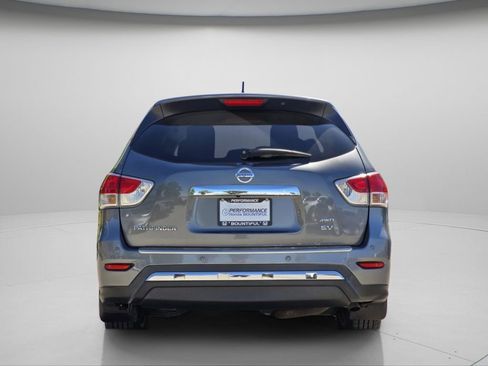 Used 2016 Nissan Pathfinder SV AWD/4WD image 18