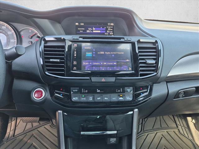 Used 2016 Honda Accord EX image 12