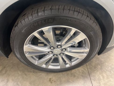 Used 2024 Cadillac XT5 Premium Luxury image 19
