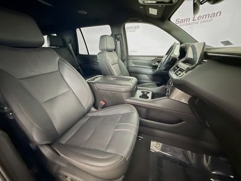 Used 2022 Chevrolet Tahoe RST w/ Luxury Package AWD/4WD image 31