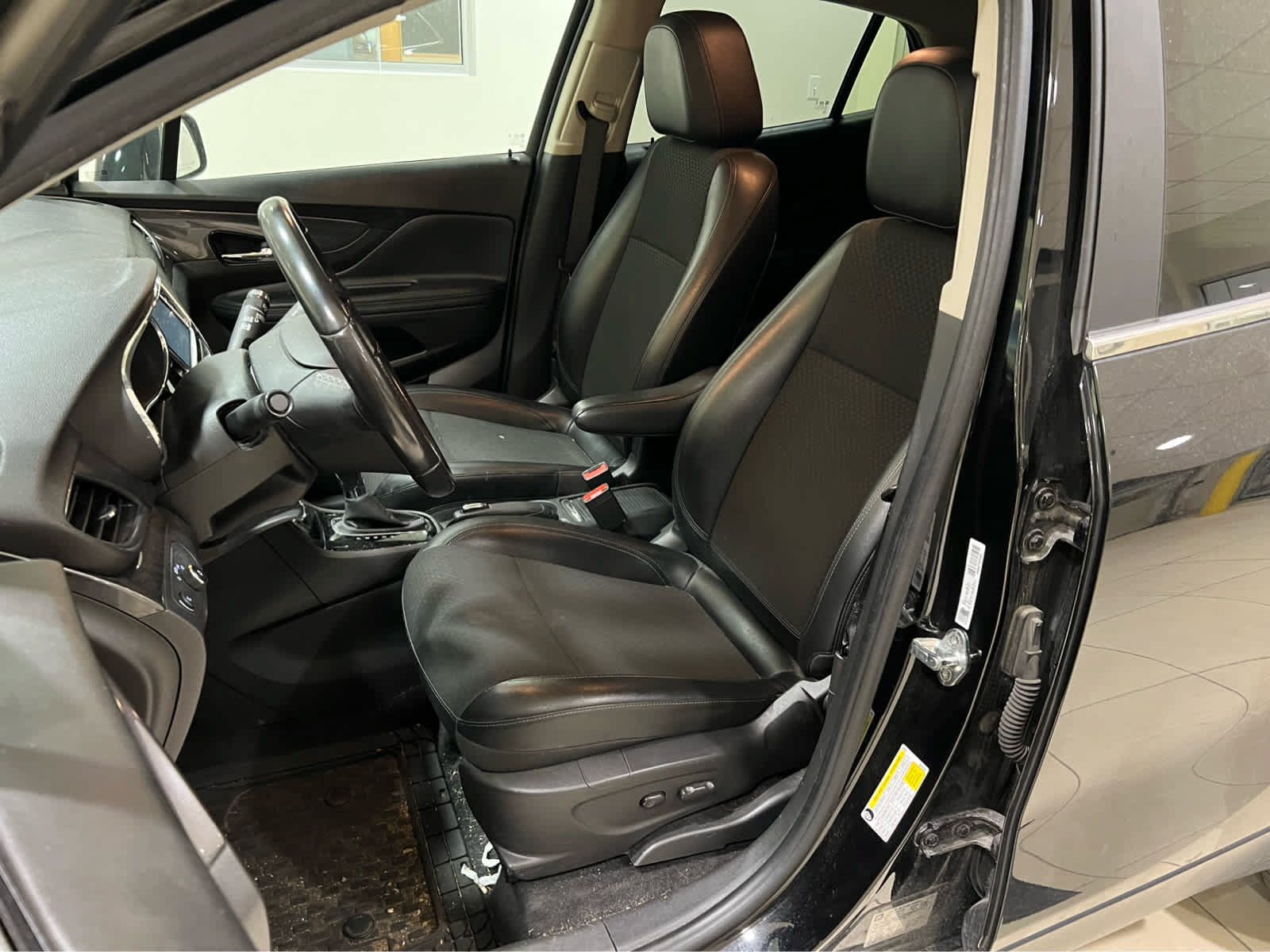 Used 2019 Buick Encore Preferred w/ Safety Package AWD/4WD image 12