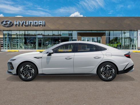 New 2026 Hyundai Sonata SEL FWD image 3