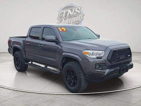 Used 2019 Toyota Tacoma SR w/ SR Convenience Package image 7