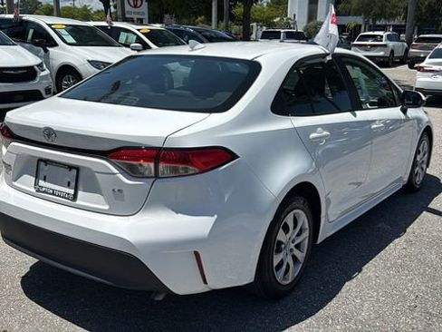Used 2023 Toyota Corolla LE FWD image 10