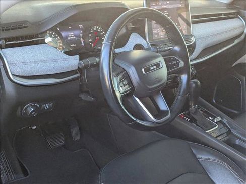 Used 2022 Jeep Compass Latitude w/ Sun and Sound Group image 10