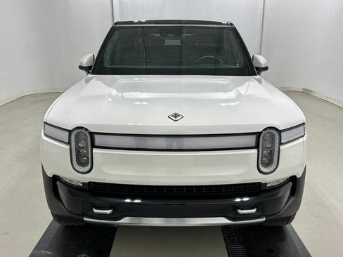 Used 2023 Rivian R1S Adventure AWD/4WD image 8