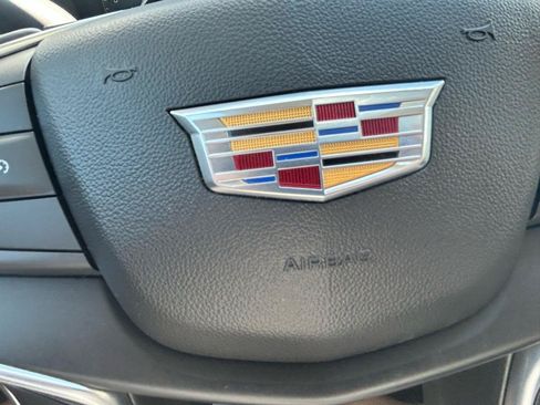Used 2018 Cadillac XT5 Luxury w/ Trailering Package AWD/4WD image 21
